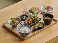 Joshu local chicken meal