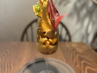 季節のフルーツパフェ【11時〜14時まで】