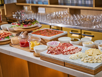 Autumn Local Green Weekend Brunch