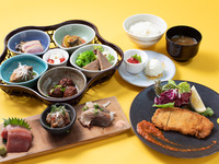 Weekend & Holiday Lunch Only — KASUGAI Special Lunch Course — ¥5,500