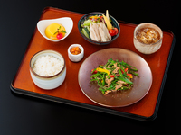 Weekly Lunch Special