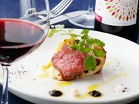  国産猪肉と金目鯛のWメイン/飲み放題付