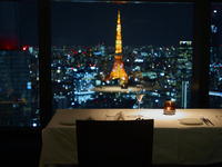 【Bridal】 Anniversary course ＋ 特製アニバーサリーBOXケーキ(東京タワー側窓際席)