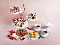 JW Strawberry Afternoon Tea