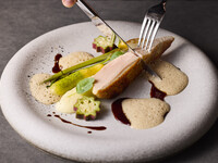 アミューズ＋パン＋選べる3皿