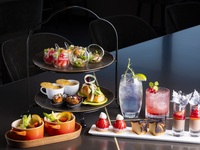 Christmas Evening High Tea (includes 1 drink)