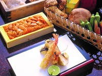 9/18までの限定プラン！【生ビールにお土産付！】人気No.1 天ぷら尽くし「白川」コースに生ビールとしめじご飯の素が付いた超お得メニュー！！