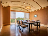 Perfect for moms’ meetups and ladies’ gatherings — enjoy an elegant anniversary lunch in a private room