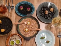 Starting October 1. 【Dinner】 10-course seasonal chef’s tasting menu with free-flow drinks.