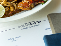 【HOLIDAY LUNCH 3500YEN】土・日・祝 前菜盛り合わせ、パスタ、メイン､デザートの全4品