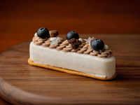 Chestnut Cassis Bar
