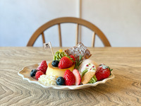 <休日>【Season sweets‼︎】いちごと抹茶のプリンアラモード