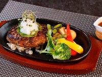 Tochigi Kirifuri Kogen Beef Hamburger Steak