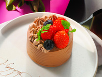 Whole Fresh Chocolate Shortcake/ Round, 8cm