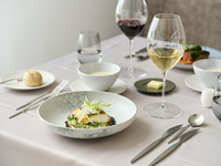  Lunch Course【2ドリンクペアリング】実りの秋を愉しむ前菜＋銘柄豚のグリルや旬鮮魚のポワレなどメインが選べるコース全4品＋食後のカフェ付き