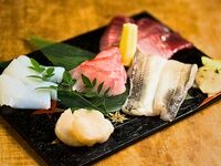 ★単品２H飲み放題★【お試し名物料理付き"撫子‐なでしおこ‐"プラン】4500円！飲み放題が気軽に楽しめる！（ビール付きは＋500円、日本酒付きは＋1000円）当店名物の炙り魚と飲み放題の限定ライトプランです。