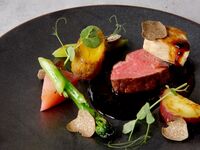 【12/20～25 限定XmasDinner（カップルソファー席確約）】シャンパン・ヴーヴクリコ付！キャビア・メインはオマール海老や国産牛フィレ肉とフォアグラ＆トリュフのロッシー二などの高級食材を使用！全5品世界3大珍味のフルコース！