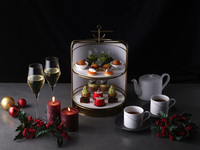 [11/21–12/19] Christmas Evening Afternoon Tea with Lindt Chocolate (Premium)