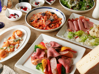 【2時間飲み放題付き】迷ったらコレ！大人気♪フランス産とろ～りラクレットに世界各国のチーズ料理を味わえる[8品]世界のワインやスパークリングを始め40種類以上の豊富な2時間飲み放題付 6,000円