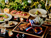 12/20～25【Merry Share Christmasコース】クリスマス女子会におすすめ♪ホームパーティー気分でローストチキンなどをシェアスタイルで楽しむ！飲み放題付きコース