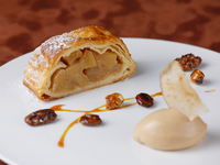 Exclusive to TCM members: [Seasonal Dessert] - Apple Pie (Served with coffee, black tea, or herbal tea)