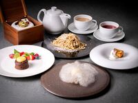 [11/1-12/25]　The Sweets Table – Noël Edition