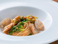 Lunch — Window Seat Guaranteed (Seat-Only Reservation)