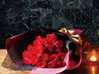 ◇席のみ予約または他プランと一緒にご注文ください◇【熱い思いをまっすぐに届ける情熱的な深紅のバラ】レッドローズ60本