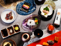 [Premium Omakase] Enjoy the taste of king crab. Nigiri sushi made with the skill of a master, and enjoy the taste of the north