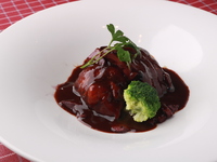 お肉ランチセット＜コック・オ・ヴァン～鶏肉の赤ワイン煮～〉ドリンク付き）