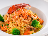 【Lunch Set】 Lobster Spaghetti, with Sparkling Wine（From December 1st）