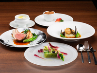 クリスマスディナー乾杯ドリンク付き