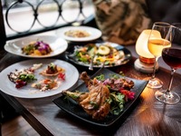 オフィシャルWEB限定　忘年会・新年会におすすめ【飲み放題充実プラン】和牛など全6皿+スパークリング含む2時間飲み放題+滞在時間無制限