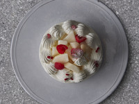 季節のショートケーキ 洋梨 丸型 4名様分【 ¥4,300円(税別) 】