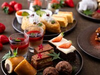 【イブニングハイティー スパークリングワイン付】 スパークリングワイン含むフリーフロー、季節の前菜＆デザート