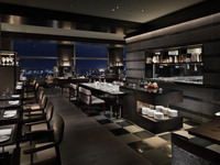 【12/19-23, 12/26-30】Holiday Dinner ＋ Includes one glass of Ruinart Champagne