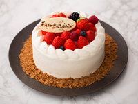 【オプション】ご予約をいただいてからパティシエが丁寧に手作り ストロベリーショートケーキ