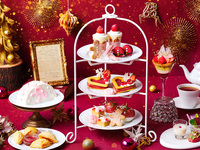 【12/21,24,25・通常席】クリスマスギフトアフタヌーンティー＋ミニパフェ＆苺スパークリング付き！