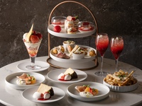 【Weekends Counter table】Strawberry & White Chocolate Afternoon Tea by TOKYO NODE DINING(12/10~3/1)