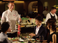 【忘新年会プラン】乾杯シャンパン付きシュラスコディナー+飲み放題