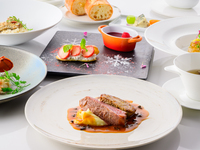 A feast of exquisite flavors to brighten up your holy night - Christmas Dinner - Premier Noel Course