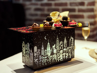 【マンハッタンライツ・セレブレーションタパスタワーでお祝い！】アニバーサリーランチコース＋乾杯シャンパン付き