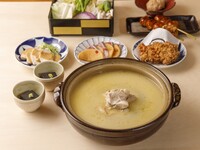 【暁好-あかつき】花籠前菜など豪華鶏すき焼き鍋　全8品　2時間飲み放題付き　総額6,500円