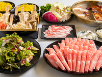 【2時間食べ放題】希少きのこ盛付・麻辣湯火鍋食べ放題《きのこ火鍋Aコース》｜ドリンク控えめがよい方にオススメ