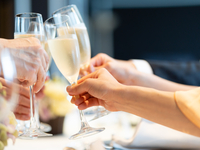 [New Year's Party Plan] Full course dinner with free drinks including sparkling wine