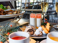 オフィシャルWeb限定最安値【Xmas2025アフタヌーンティー】キュートな3段スタンド＆カフェフリー(12/20・21・24・25専用)