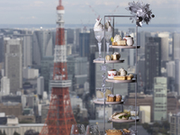 [Weekend window  seats (view charge included)]“White Pearl” Christmas AfterMOON Tea
