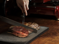 [X’mas BUFFET – Only from Dec 23 to 27] Buffet featuring roast beef