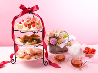 【期間限定3/11～5/6】Strawberry Blossom Afternoon Teaセット　　　　　　　　（1日8セット限定）