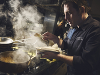 【おまかせカウンター限定コース・全4品】乾杯ドリンク付き